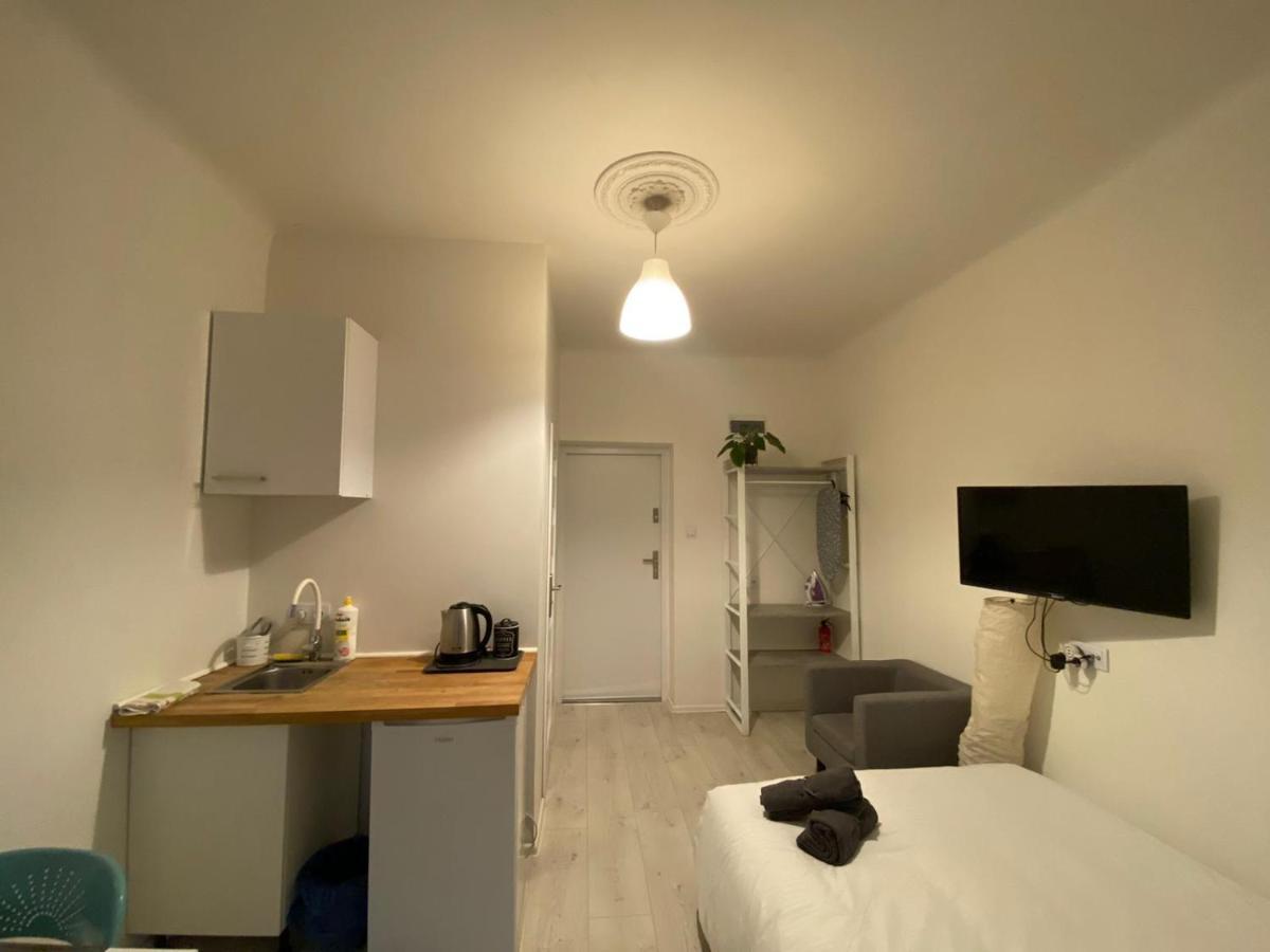 Chopin Apartments Self Check-In Varsavia Esterno foto