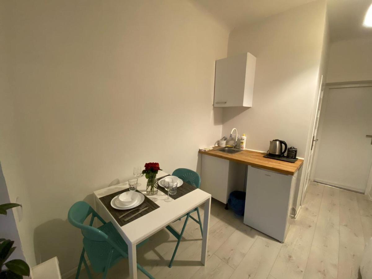 Chopin Apartments Self Check-In Varsavia Esterno foto