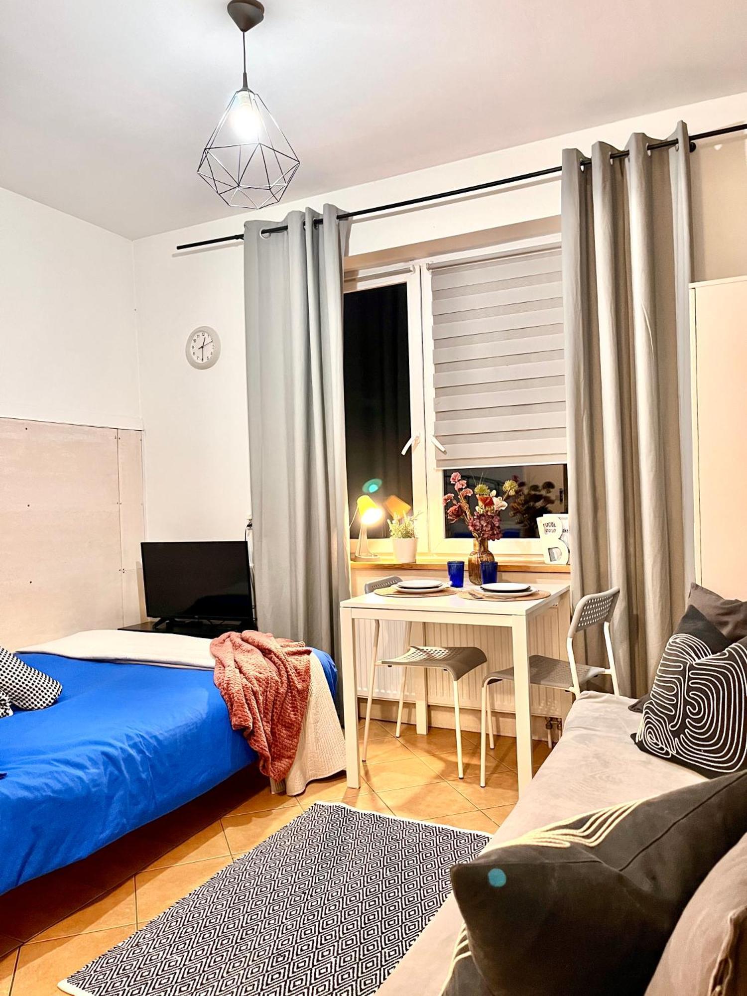 Chopin Apartments Self Check-In Varsavia Esterno foto
